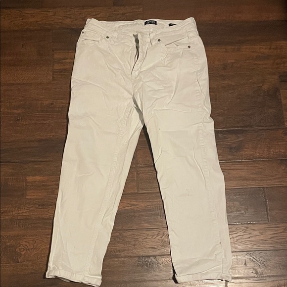 Jones New York Women’s Cream Chinos - Picture 1 of 3